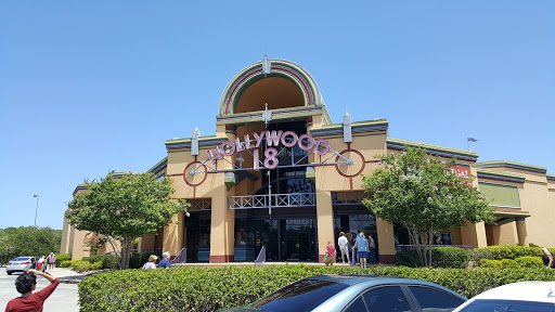 Regal Hollywood - Port Richey Theater Front and Entrance