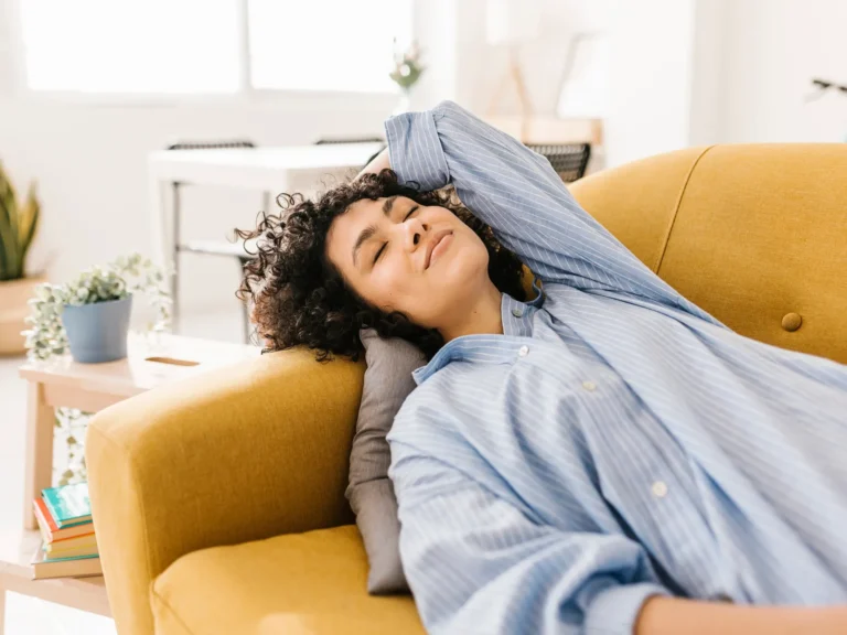 Relax and Recharge: Simple Ways to De-Stress