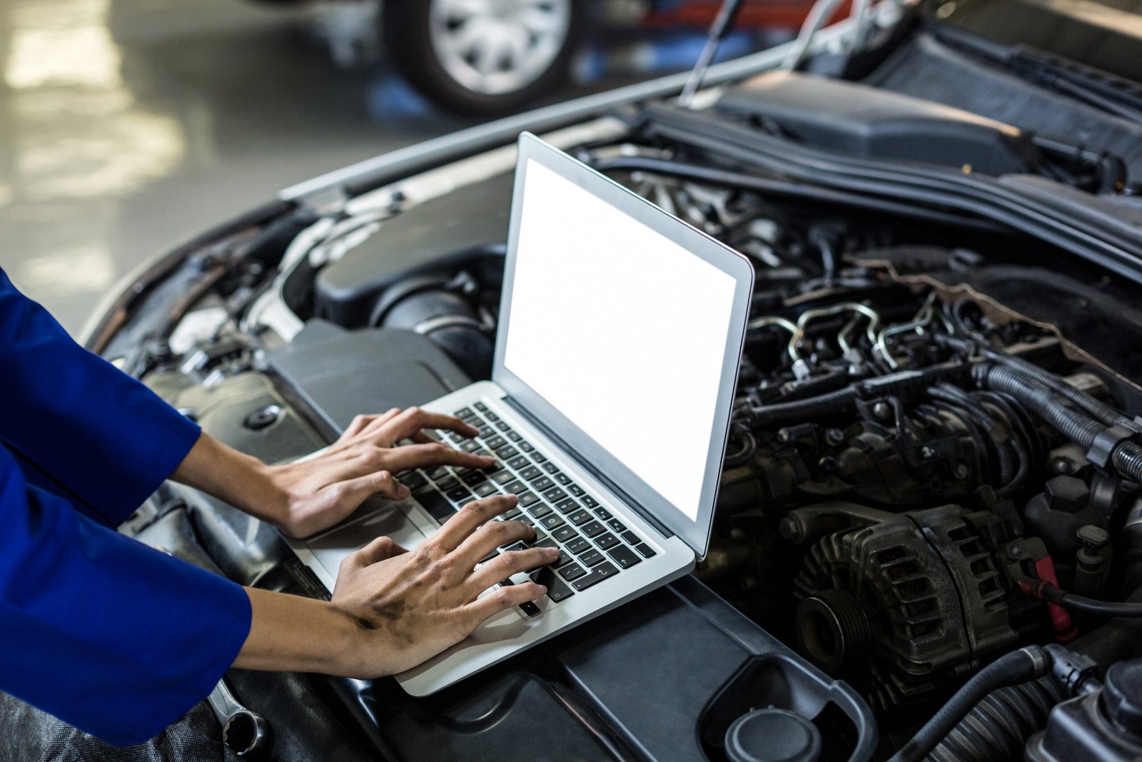 Top Benefits of Using Auto Garage Software for Your Business